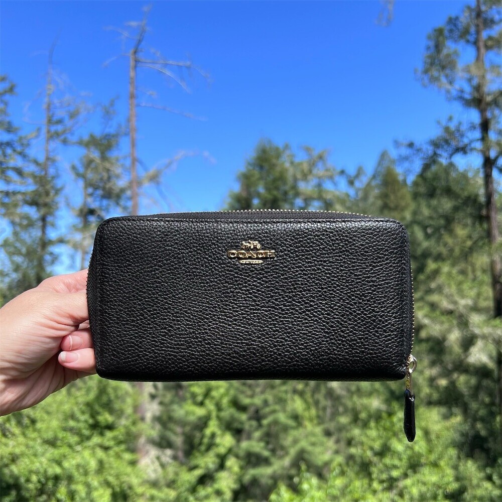 COACH Long Zip-Around Black Pebble Leather Wallet Gold Hardware AUTHENTIC